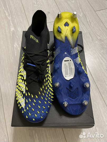 Футбольные бутсы Adidas Predator