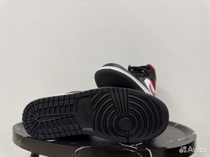 Мужские Jordan 1 Mid высокие