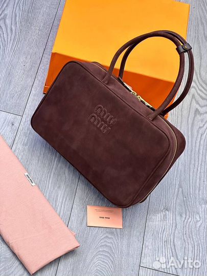 Сумка Miu Miu Beau замша шоколад