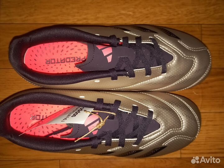 Бутсы Adidas Predator