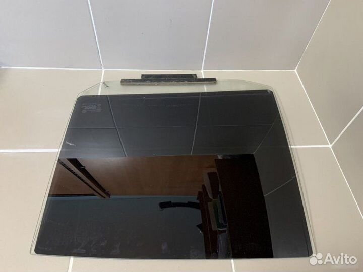 Стекло двери заднее левое Hyundai Getz