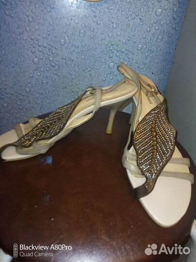 Босоножки женские 39 размер