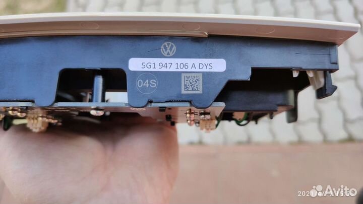 Продам новый светодиодный плафон освещения tiguan