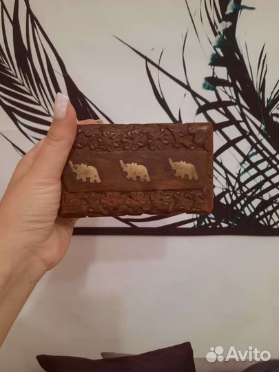 Шкатулка со слонами