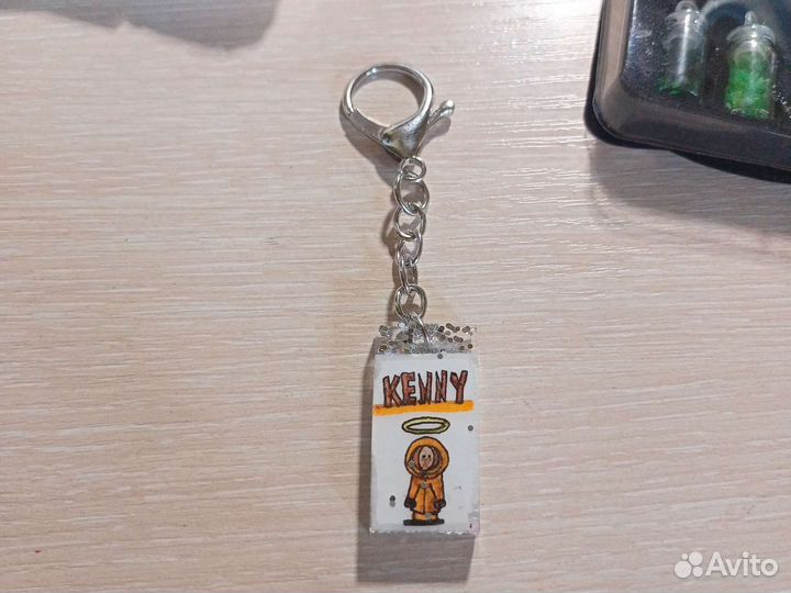 Брелки Кенни