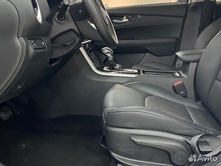 Kia K3 1.5 CVT, 2021, 40 000 км