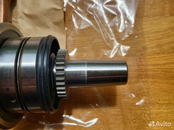 Новый коленвал снегoхода Yamaha VK540 8AT114000100