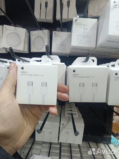 Кабель Apple USB-C to USB-C