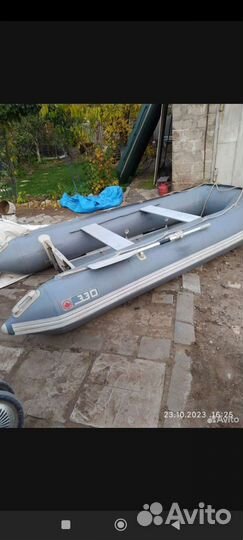 Лодка Yukona 330 с мотором 5лс.4т