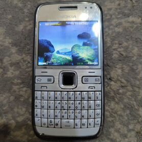 Nokia E72