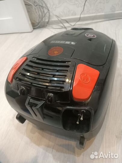 Пылесос Redmond