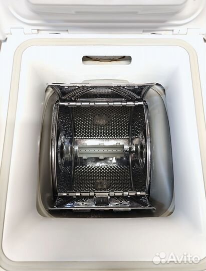 Стиральная машина с вертикальной загрузкой