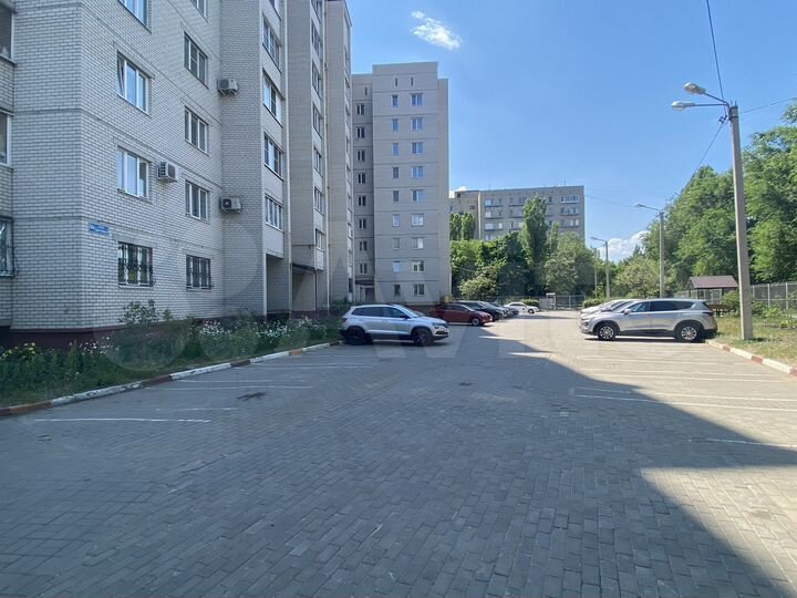 2-к. квартира, 67,7 м², 9/9 эт.