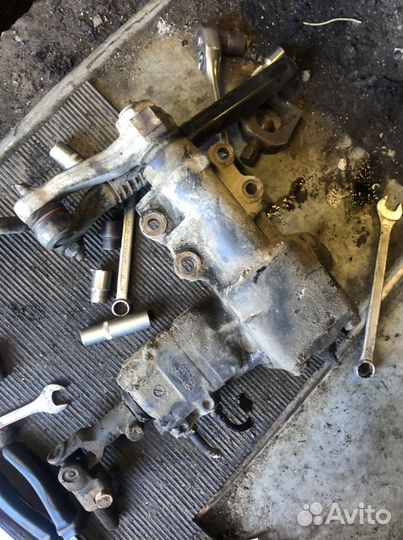 Рулевой редуктор Ford Maverick 1