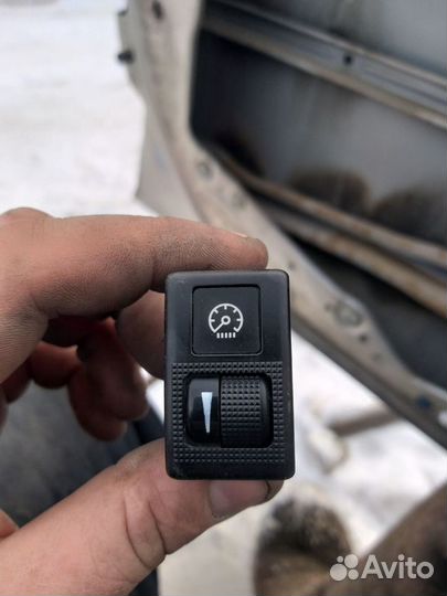 Кнопка освещения панели приборов Mazda 6gg