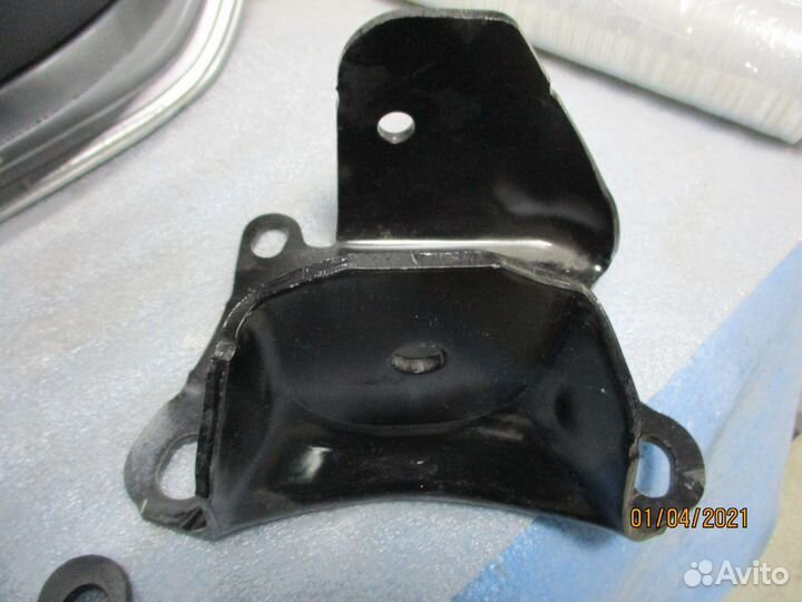 Кронштейн Задней Балки Nissan Almera G15