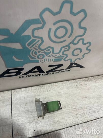 Резистор отопителя (печки) Renault Logan 2