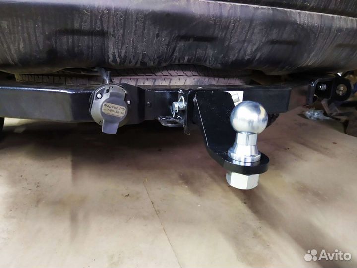 Фаркоп на Mitsubishi Pajero Sport 2008-2021