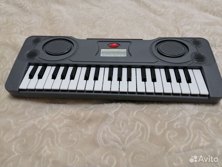 Музыкальные игрушки и книжки