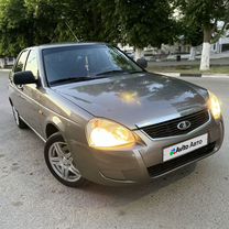 ВАЗ (LADA) Priora 1.6 MT, 2015, 170 000 км, с пробегом, цена 575 000 руб.