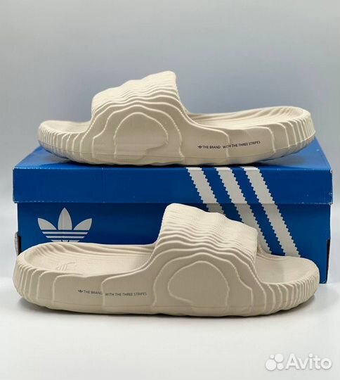 Тапки adidas adilette 22