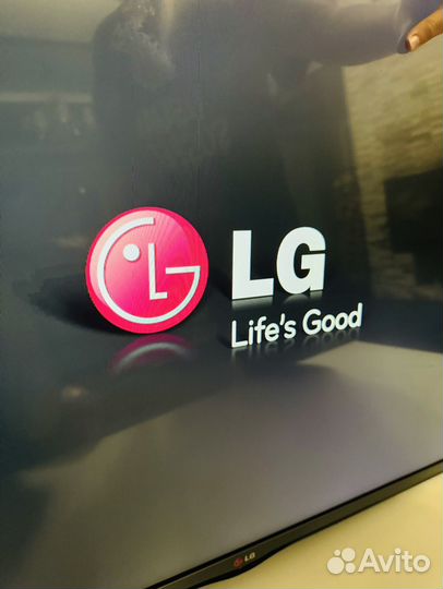 Телевизор LG SMART tv