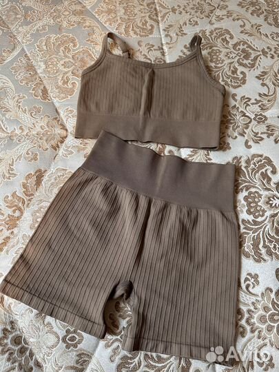 Комплект H&M