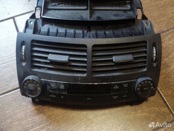 Блок управления климатом Mercedes W211