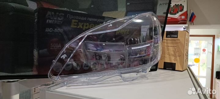 Стекло фары mercedes C-class W204 2011-2014 logo