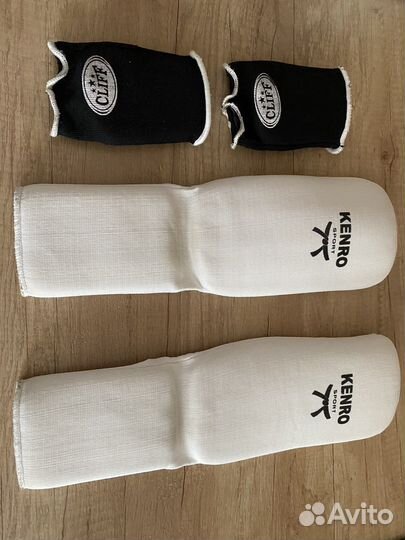 Кимоно, шлем, жилет для спаринга, щитки, пояс