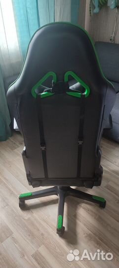 Игровое кресло dxracer