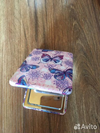 Зеркало новое