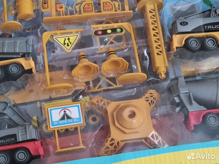 Набор для игр новый строительная техника