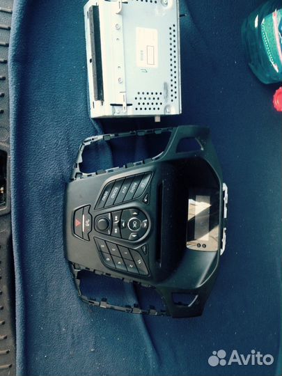 Оригинальная магнитольная панель на форд фокус 3 с