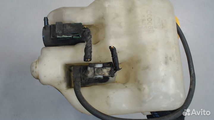 Бачок омывателя Subaru Forester (S11), 2004