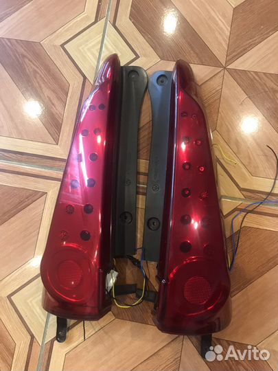 LADA largus Задние фонари