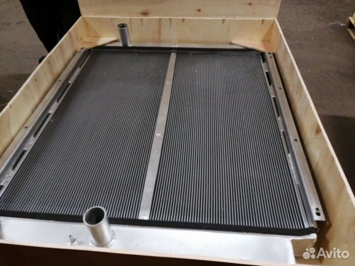 Радиатор водяной Hyundai R500LC-7