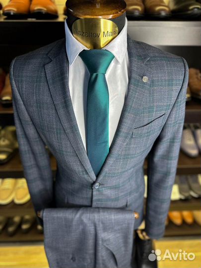 Мужской классический костюм