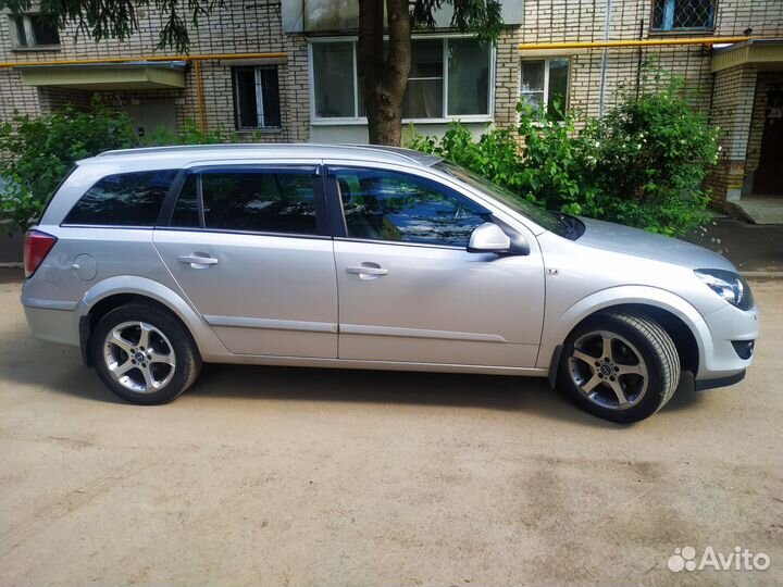 Opel Astra 1.8 AT, 2012, 159 000 км