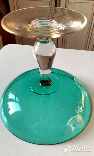 Ваза на ножке. Редкий цвет. Линза. Мальцов