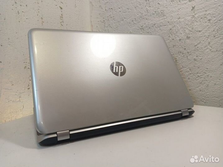 Ноутбук HP Pavilion 15-n060sr