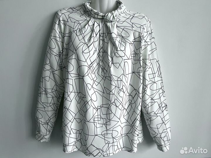 Блузка женская белая нарядная 46 48