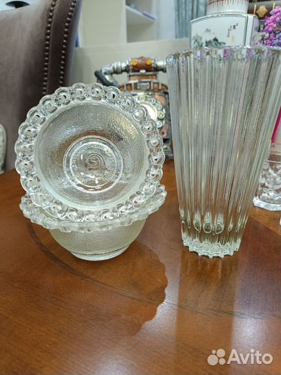 Салатик, вазочки, стопки, тортовница