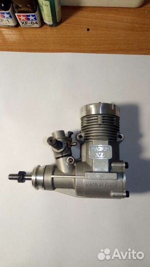 Авиамодельный двигатель