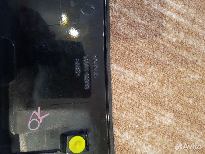 Toyota auris спойлер