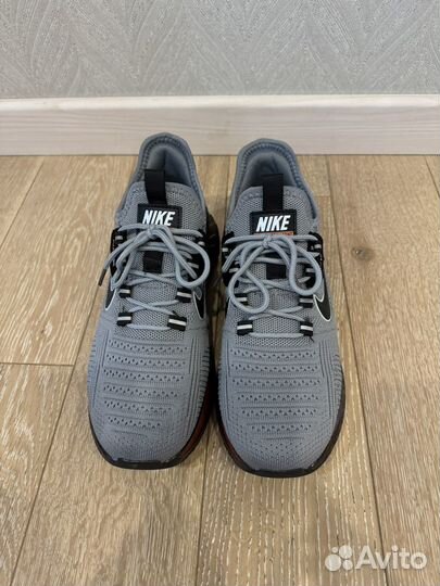 Кроссовки мужские nike 43 размер