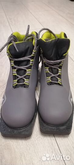 Лыжные ботинки мужские р-р 40, новые