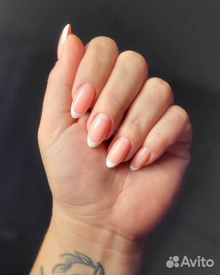 Маникюр, педикюр, гель-лак, наращивание ногтей