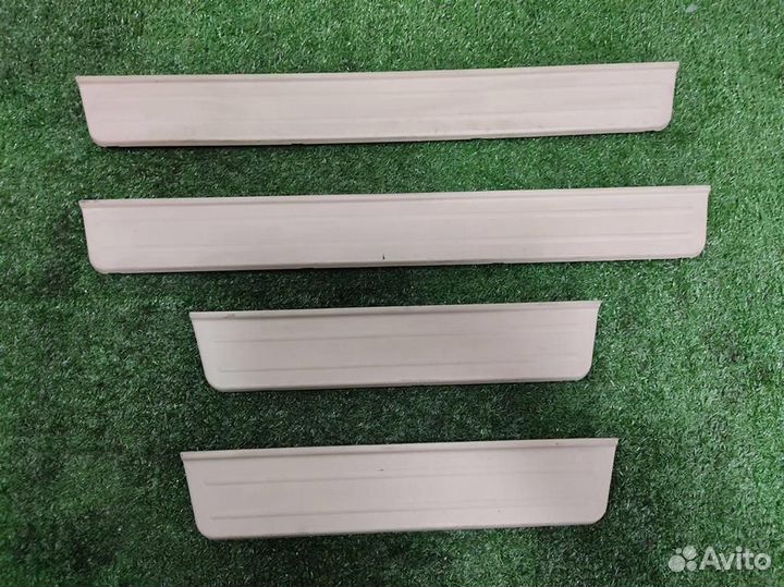 Накладки порогов комплект Hyundai Tucson (JM) 2006