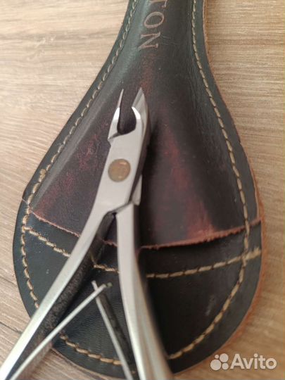 Кусачки маникюрные